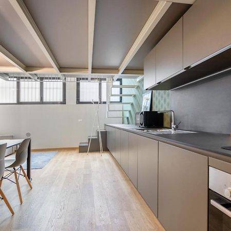Modern Loft In Porta Venezia - Hosted By Sweetstay ميلان المظهر الخارجي الصورة