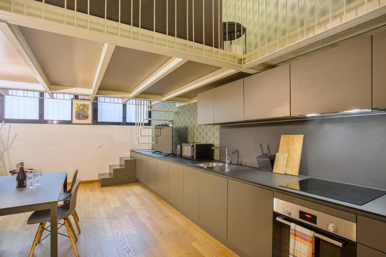 Modern Loft In Porta Venezia - Hosted By Sweetstay ميلان المظهر الخارجي الصورة
