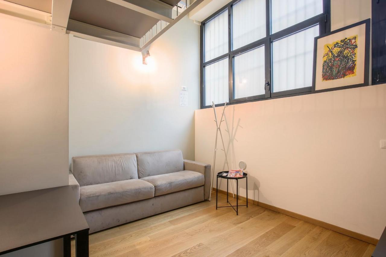 Modern Loft In Porta Venezia - Hosted By Sweetstay ميلان المظهر الخارجي الصورة