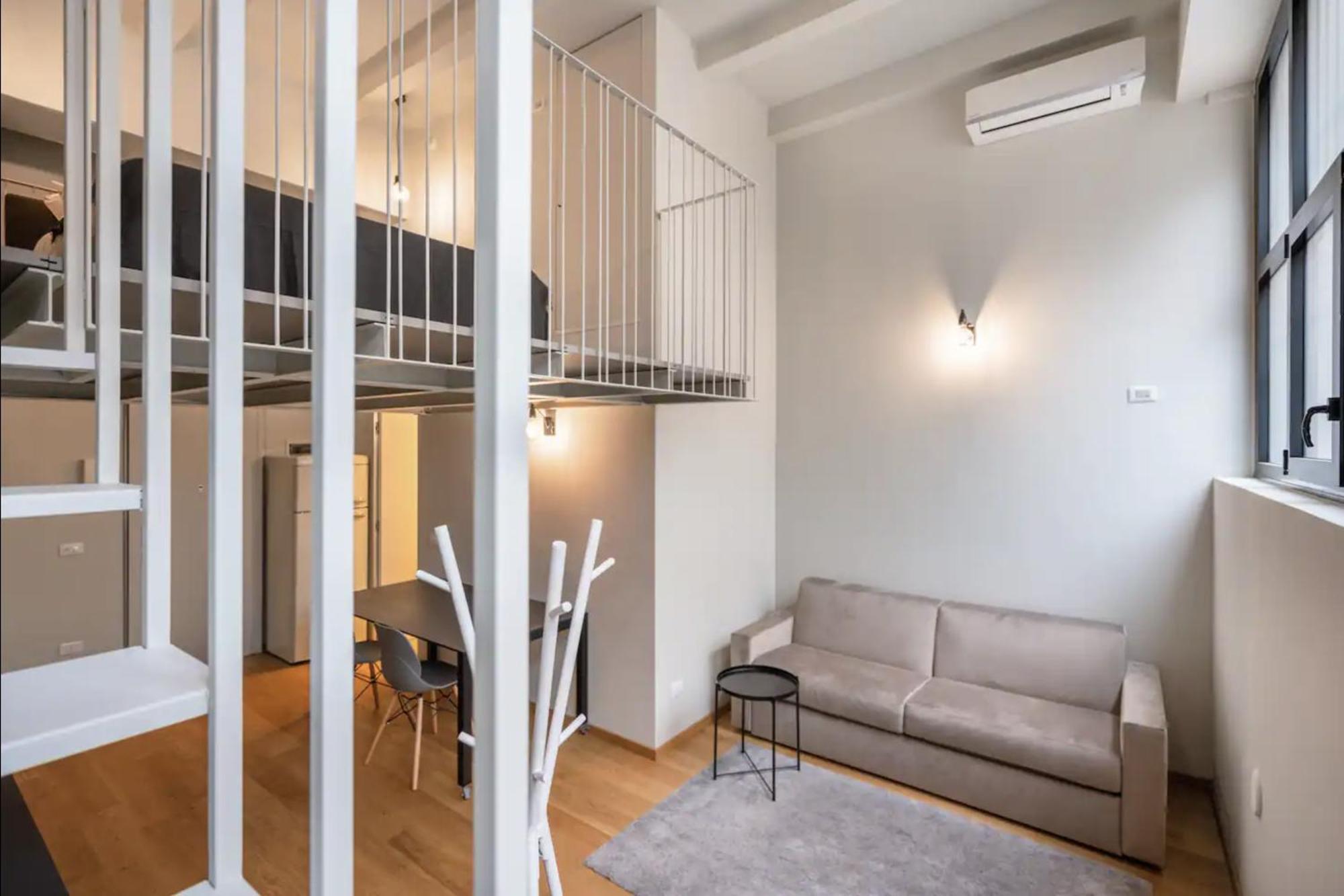 Modern Loft In Porta Venezia - Hosted By Sweetstay ميلان المظهر الخارجي الصورة